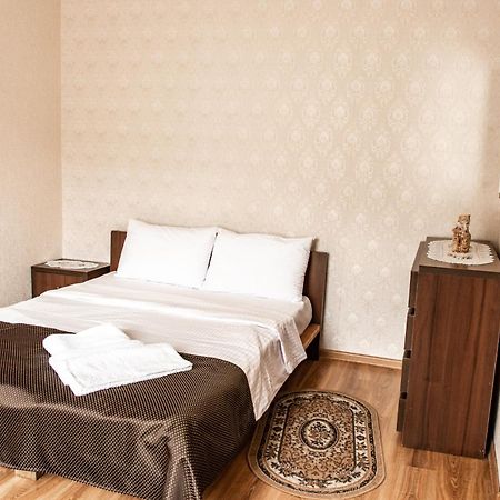 Bilya Richky Hotel Kamjanets-Podilsky Buitenkant foto