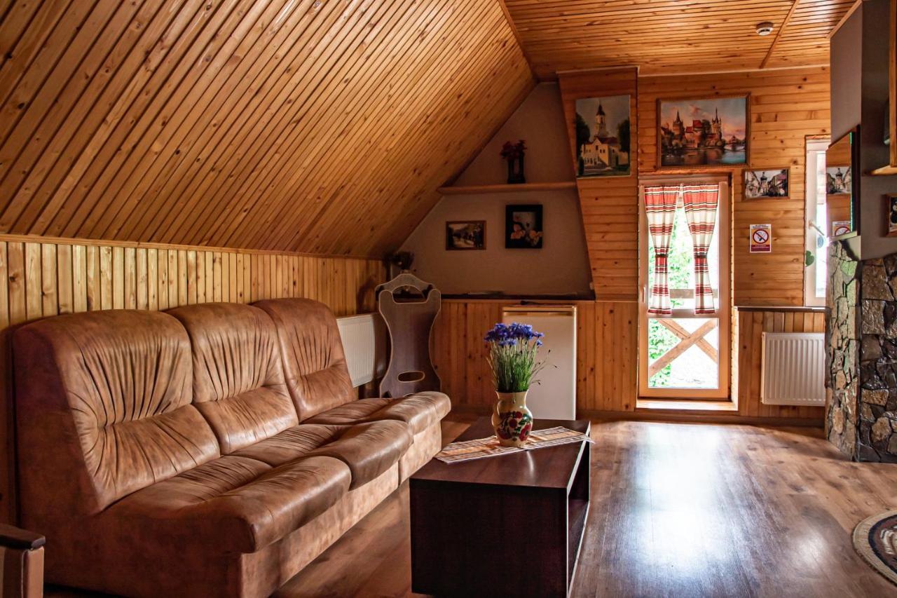 Bilya Richky Hotel Kamjanets-Podilsky Buitenkant foto