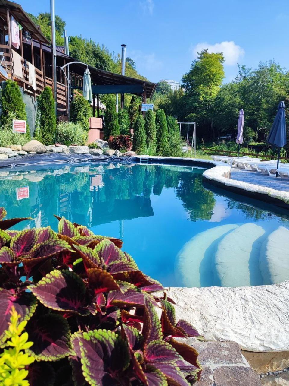 Bilya Richky Hotel Kamjanets-Podilsky Buitenkant foto