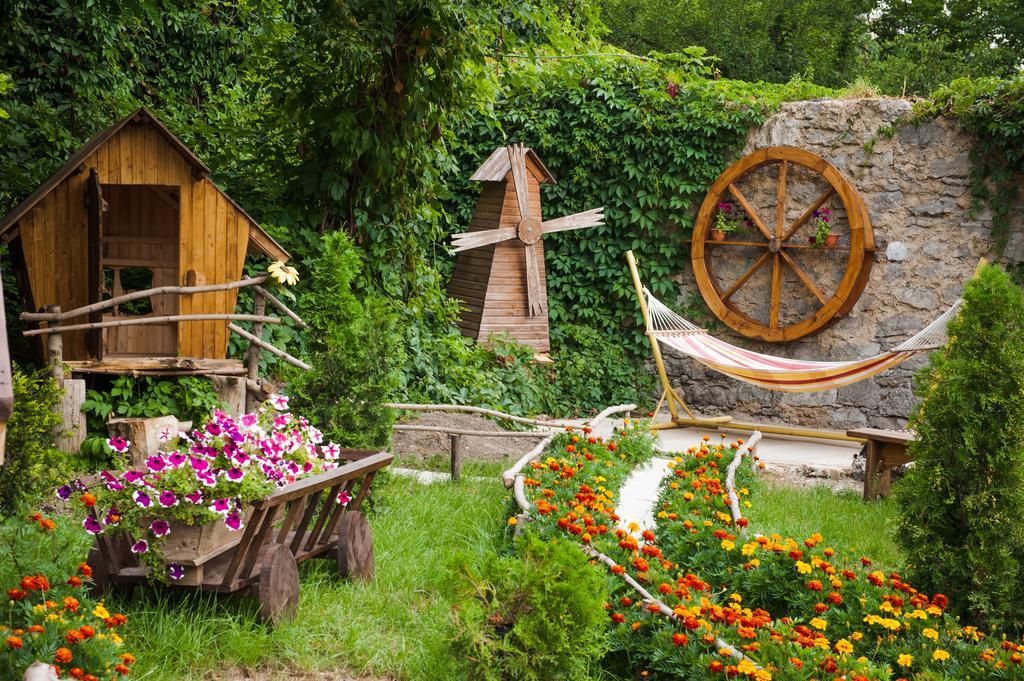 Bilya Richky Hotel Kamjanets-Podilsky Buitenkant foto