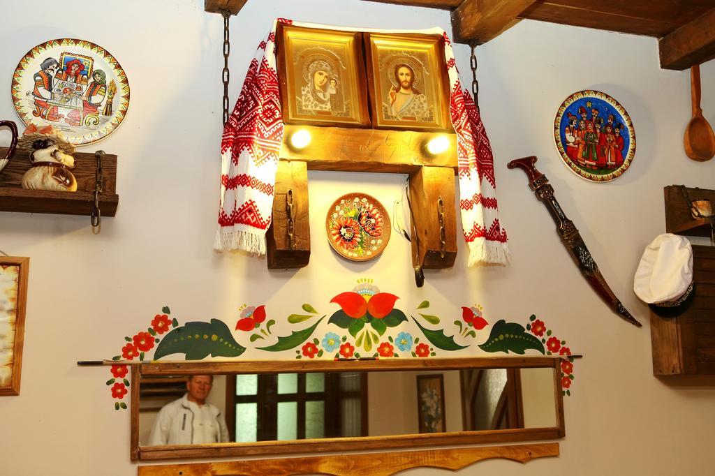 Bilya Richky Hotel Kamjanets-Podilsky Buitenkant foto
