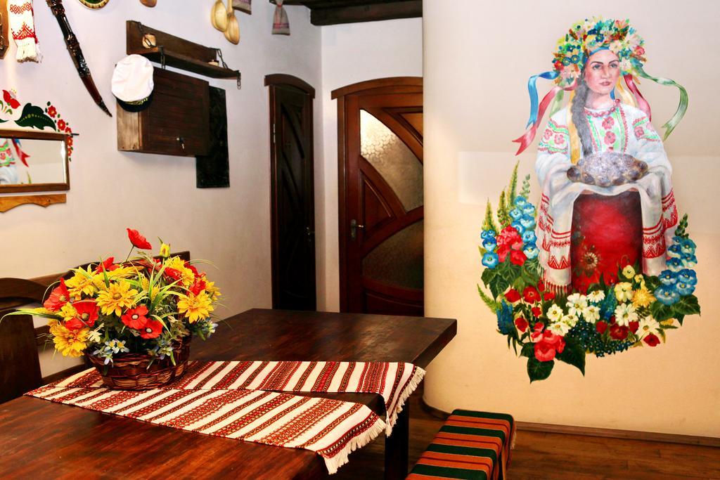 Bilya Richky Hotel Kamjanets-Podilsky Buitenkant foto
